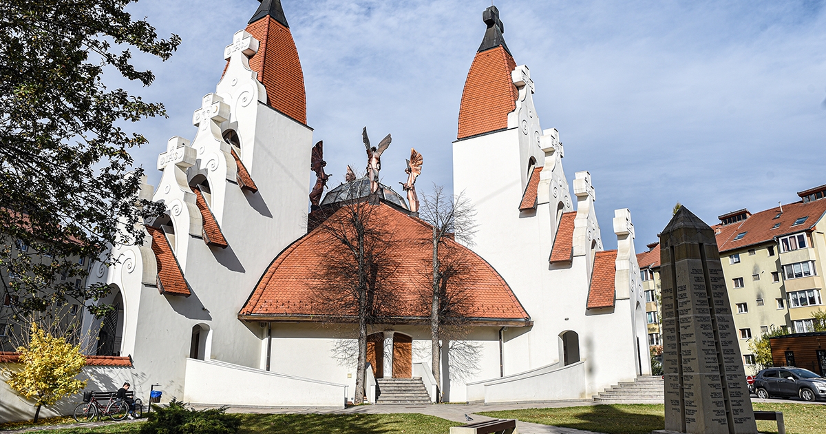 Angyalkás templom, avagy szív a kézben